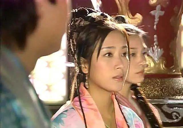 官宣！国民影后大婚，男方被锤脚踏四只船…