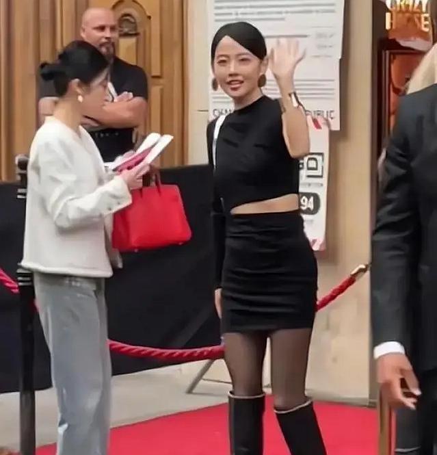 她俩还没被封杀？