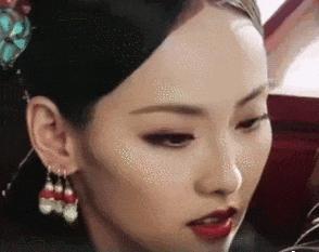 她俩还没被封杀？