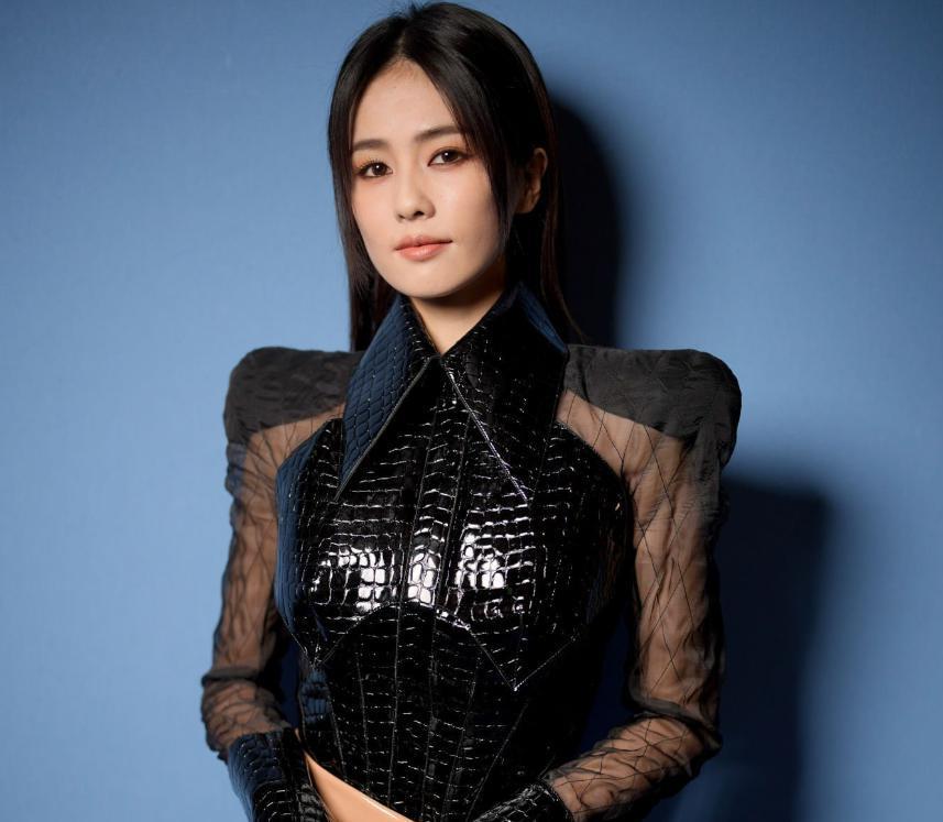 明星时装周，谁能抗住外媒高清镜头？