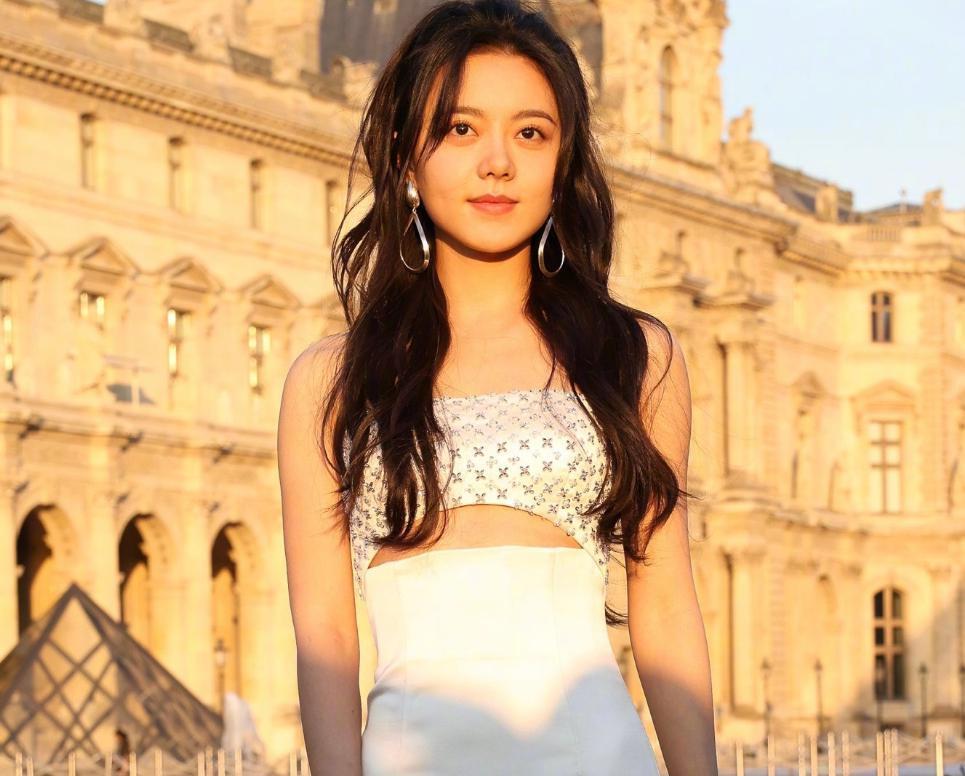 明星时装周，谁能抗住外媒高清镜头？