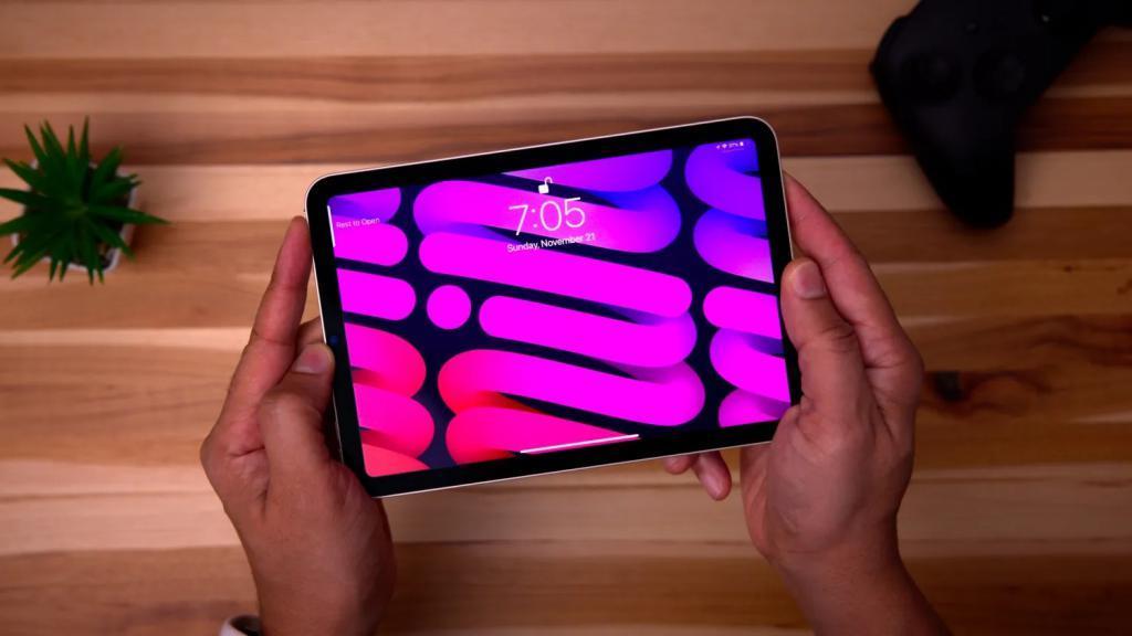 库克谈为何每年推出新 iPhone / 华为辟谣网传拒绝富士康代工请求 / 法拉第未来向贾跃亭交付新车