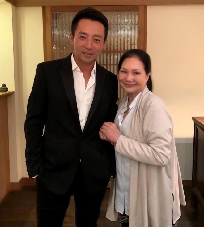 汪小菲反驳向大S求复婚：我的关心变成被人骂，她是孩子母亲