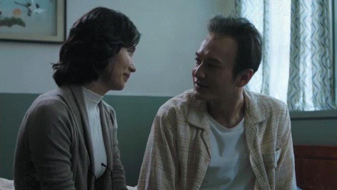 巅峰期选择隐退，她后悔吗？