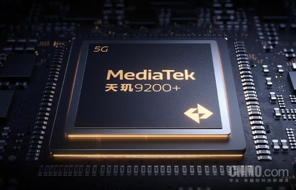 换机不一定非要等双十一 这四款手机现在买正合适