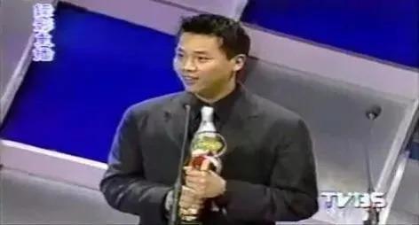 都是才华横溢音乐巨子，晚出道三年周杰伦为何比陶喆火这么多？