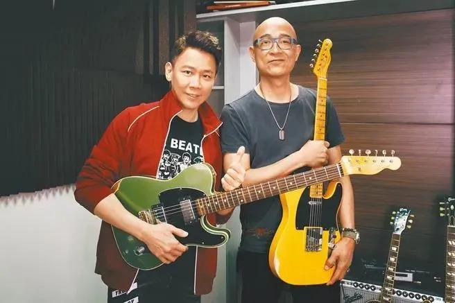 都是才华横溢音乐巨子，晚出道三年周杰伦为何比陶喆火这么多？