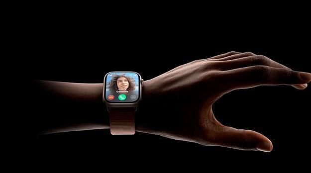 Apple Watch S9升级隔空操作，OPPO：俺也一样！