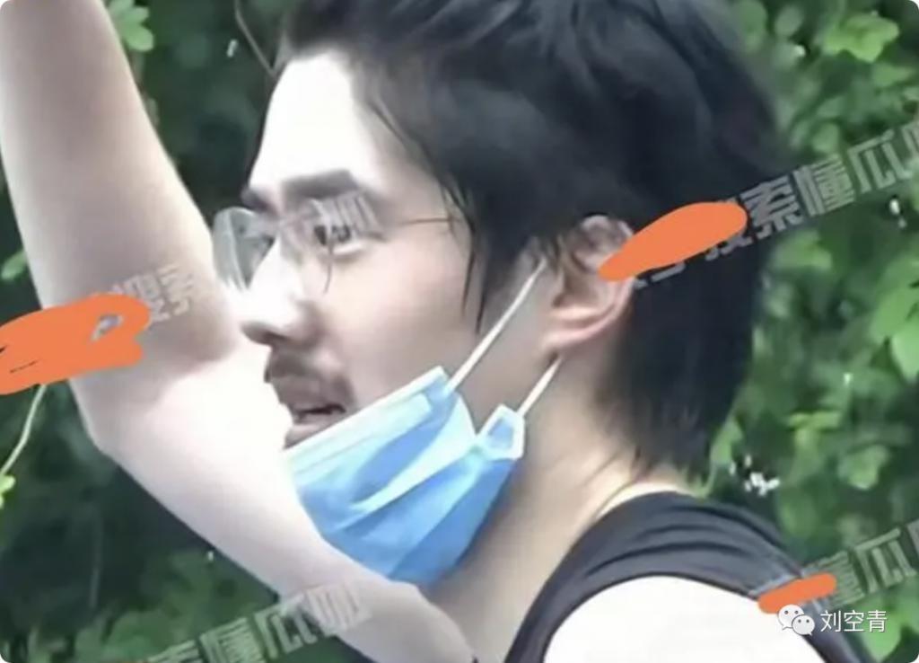 晕！26岁就嫁给富婆？还要当后爹……