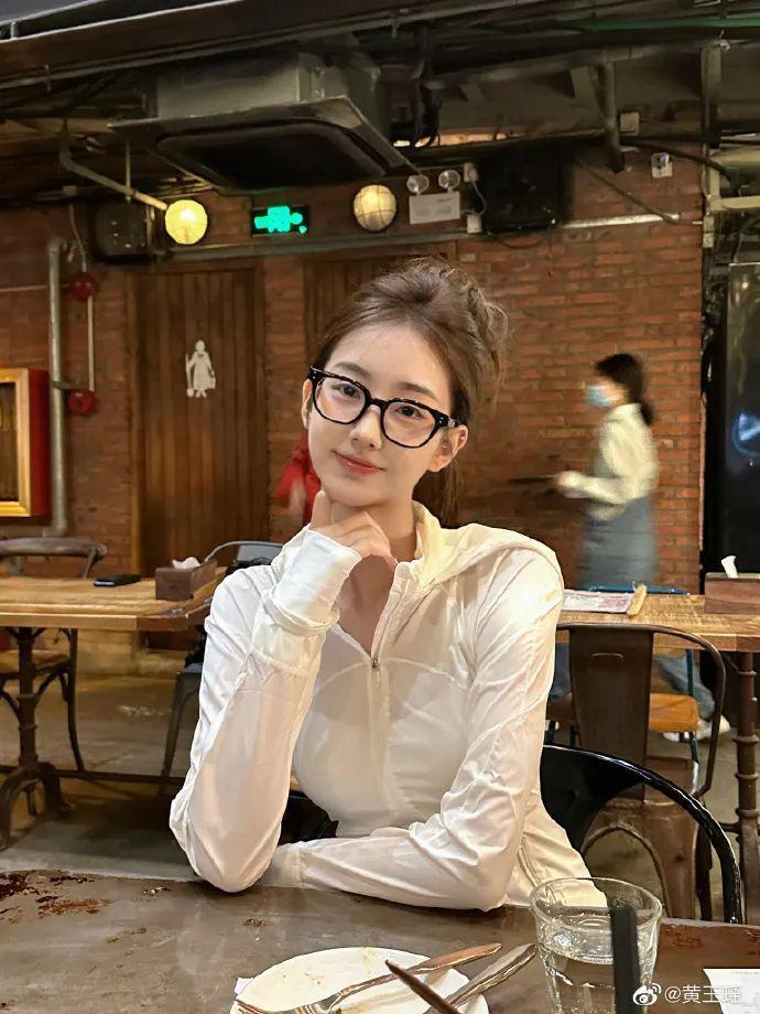 啊？这还不好看？