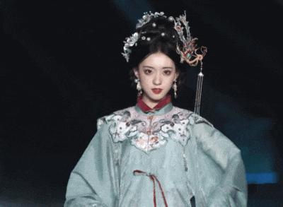 啊？这还不好看？