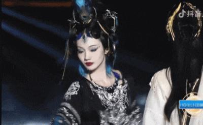 啊？这还不好看？
