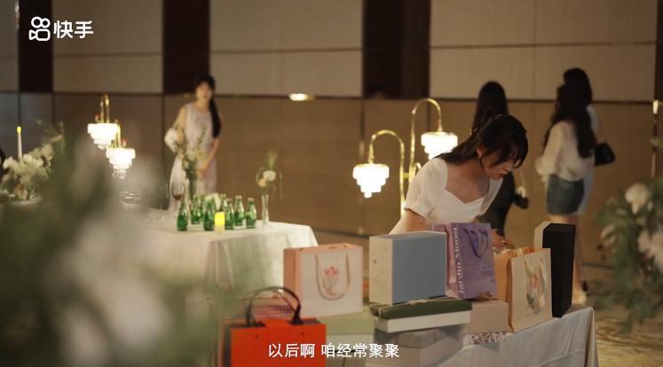 抱歉推荐晚了，剧荒又被它治好了