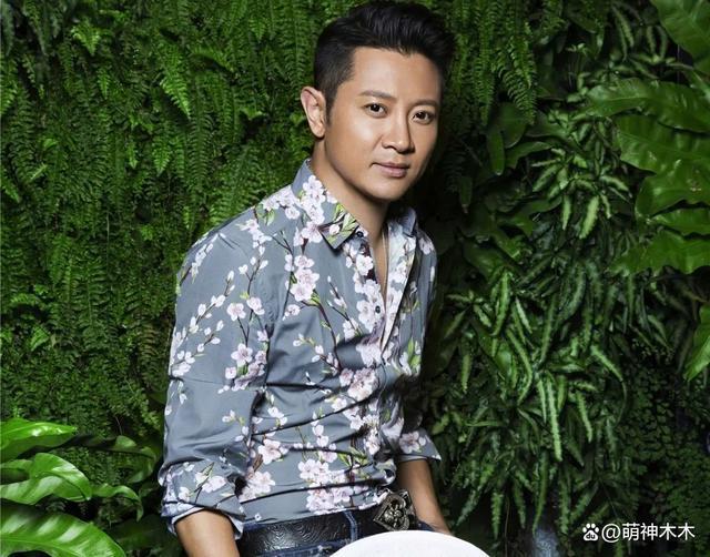 罗中旭声明遭打脸，被曝专爱撩20岁小姑娘，曾直言就喜欢年轻的