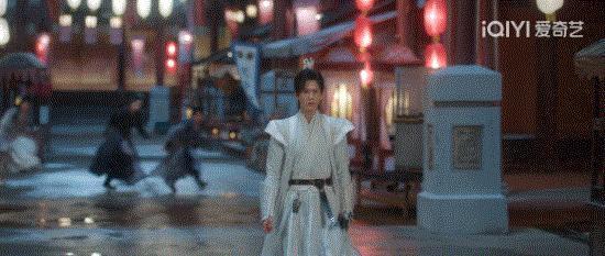 他也堕落成古偶丑男了？