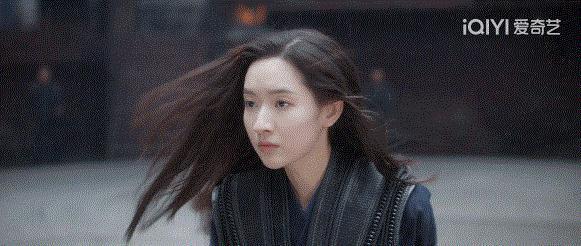 他也堕落成古偶丑男了？