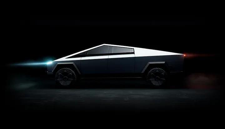 华为明年手机出货量目标达 7000 万部/iOS 17.1 将修复法国 iPhone 12 辐射问题/小鹏回应采购部门负责人停职