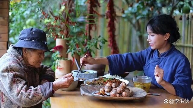 李子柒到底有多牛？停更一年每月仍有10多万美元进账