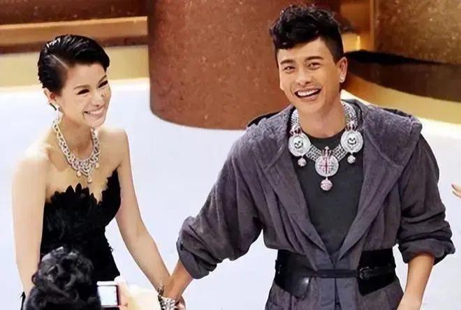 顶级海王，隐婚生子了？