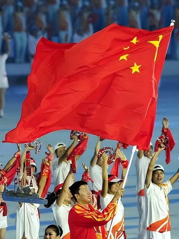 亚运会高能场面：泡菜运动员失控，日本选手甩锅观众席，花样百出
