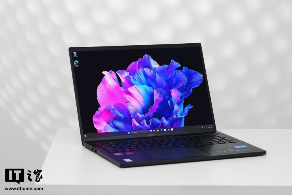 宏碁传奇 Edge 16开箱，轻薄本中的黑武士