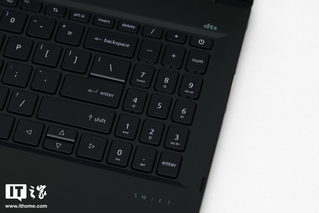 宏碁传奇 Edge 16开箱，轻薄本中的黑武士