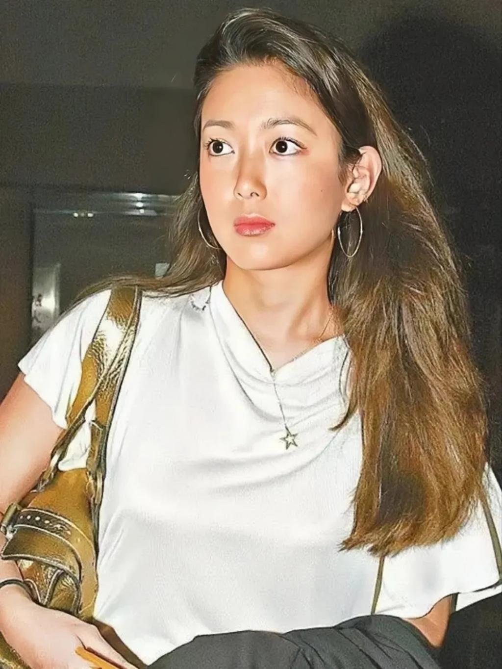 现实版庶女斗倒嫡子？最强港圈豪门女继承人的手腕是真的绝…