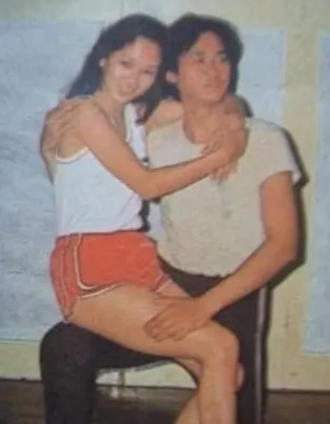 歌坛大姐大怒骂老渣男