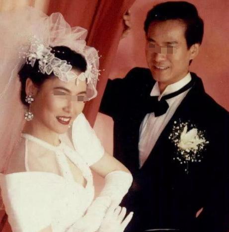 歌坛大姐大怒骂老渣男