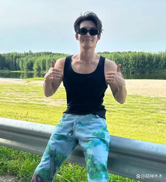 明星身材颜值靠P图？于适P肩膀被发现，虞书欣P成baby