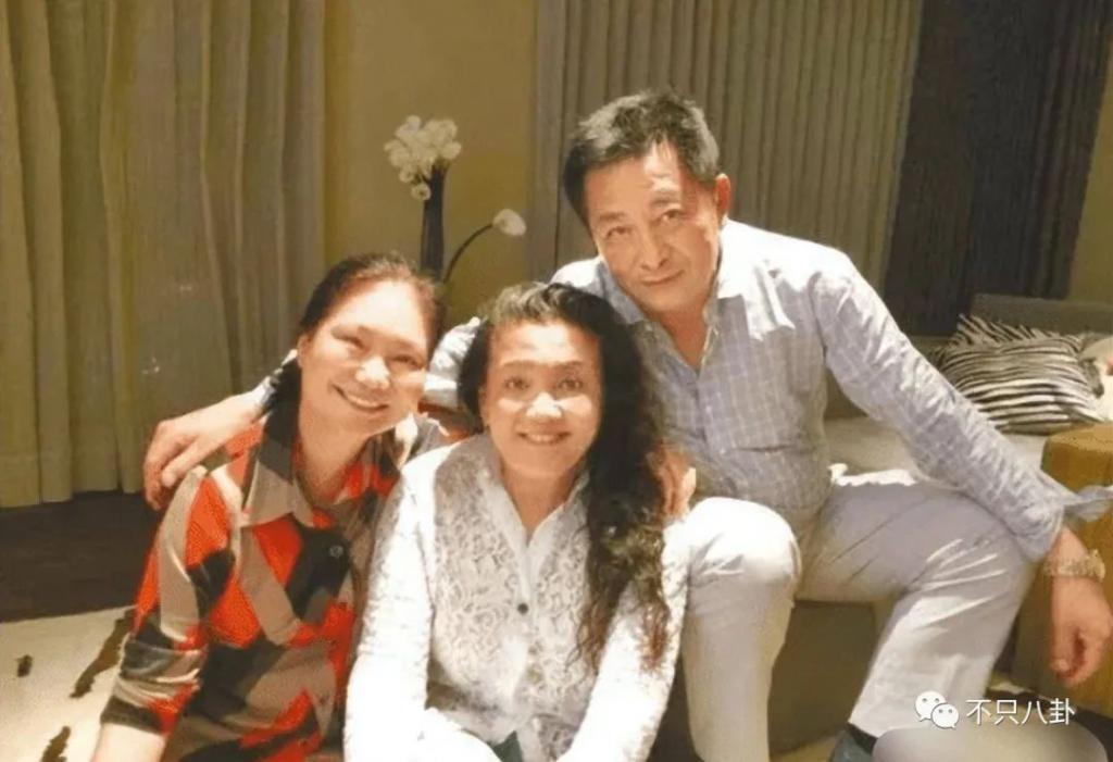 单方面复婚？他到底是恋爱脑还是装糊涂啊？