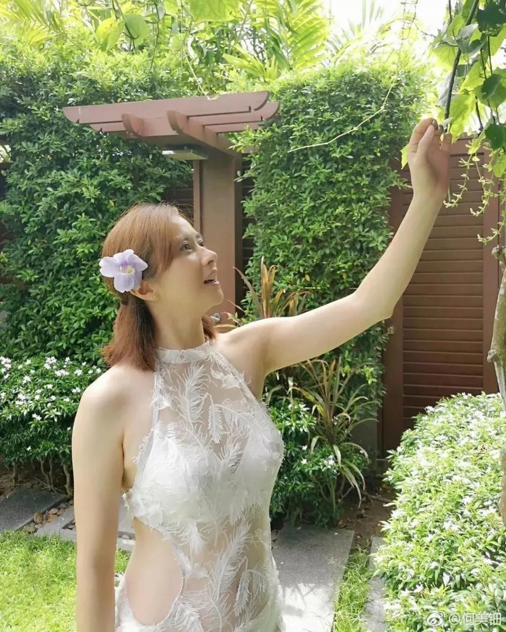 童年女神嫁人了？你一定看过她的剧，老公是普通职员刻薄男？