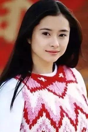 童年女神嫁人了？你一定看过她的剧，老公是普通职员刻薄男？