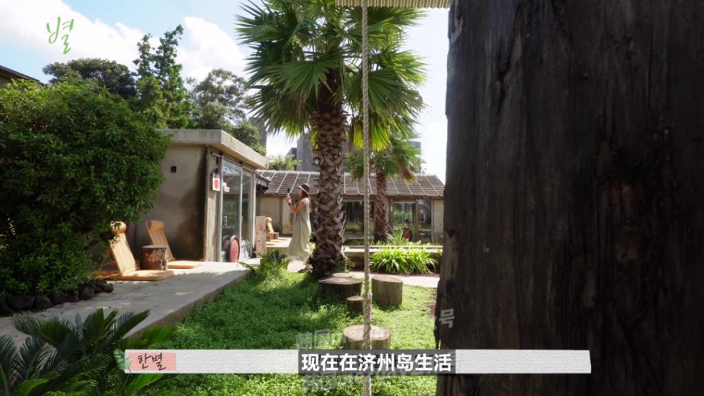 美女演员中断活动四年终于复出，喜欢她的人还是那么多！