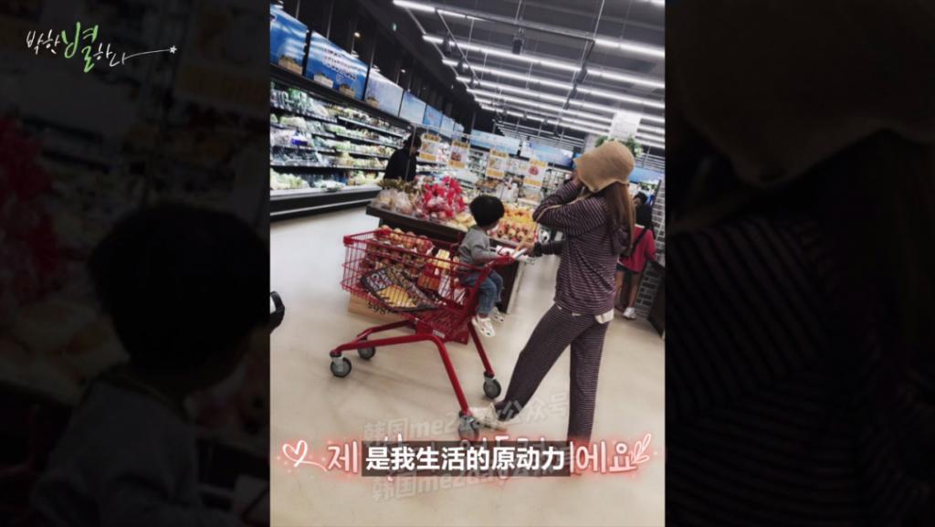 美女演员中断活动四年终于复出，喜欢她的人还是那么多！