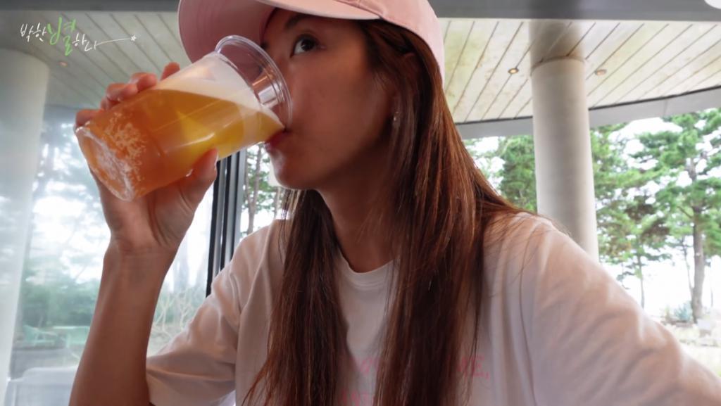 美女演员中断活动四年终于复出，喜欢她的人还是那么多！