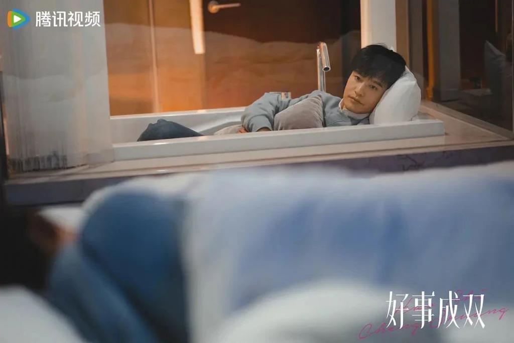 黄晓明：水油平衡，还是顶配秀才