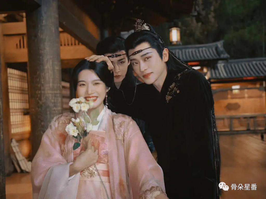 “以家人之名”的年轻群像，好看在哪？