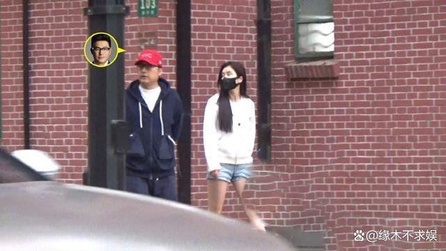 王岳伦新恋情疑曝光，女子肤白貌美身材好，正面曝光神似白鹿！