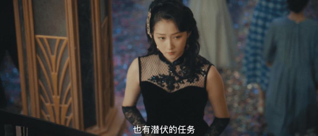 关晓彤新剧被嘲，黑丝袜高跟鞋就算了，原声台词太难听了