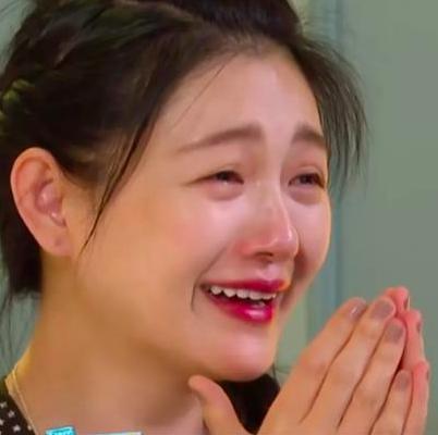 蹲到了，汪小菲发癫了！