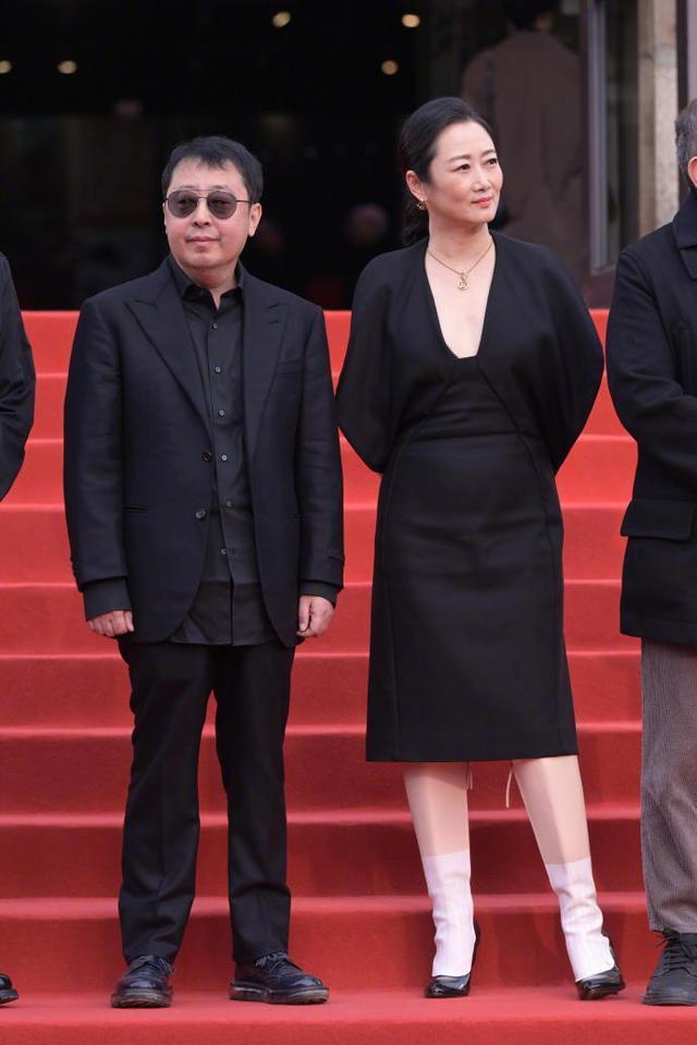 平遥国际电影展开幕 周冬雨朱一龙黄轩王俊凯等亮相红毯