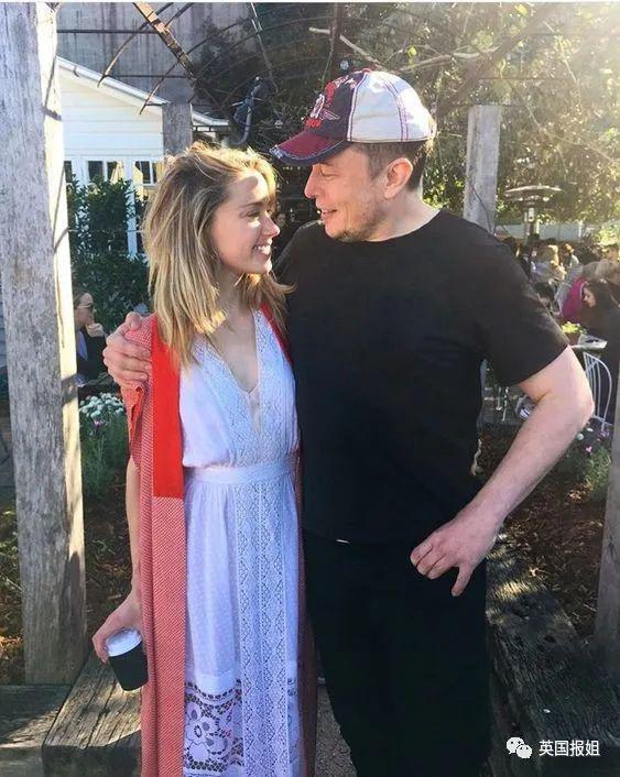 马斯克无敌恋爱脑？花巨资追德普前妻，威胁电影公司给角色