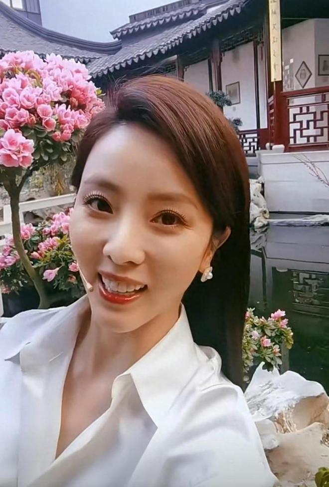 前央视主持人李思思疑似带货,橱窗上架学习用品已卖五千件