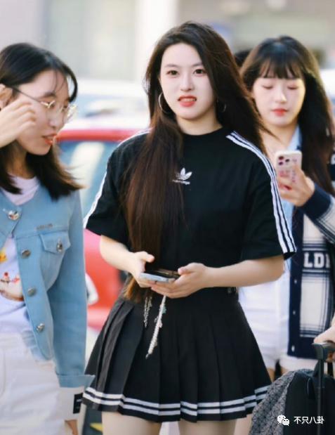 欧阳娜娜的妹妹要参加选秀啦？这次路透里好多熟人！