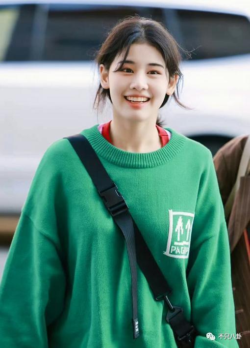 欧阳娜娜的妹妹要参加选秀啦？这次路透里好多熟人！