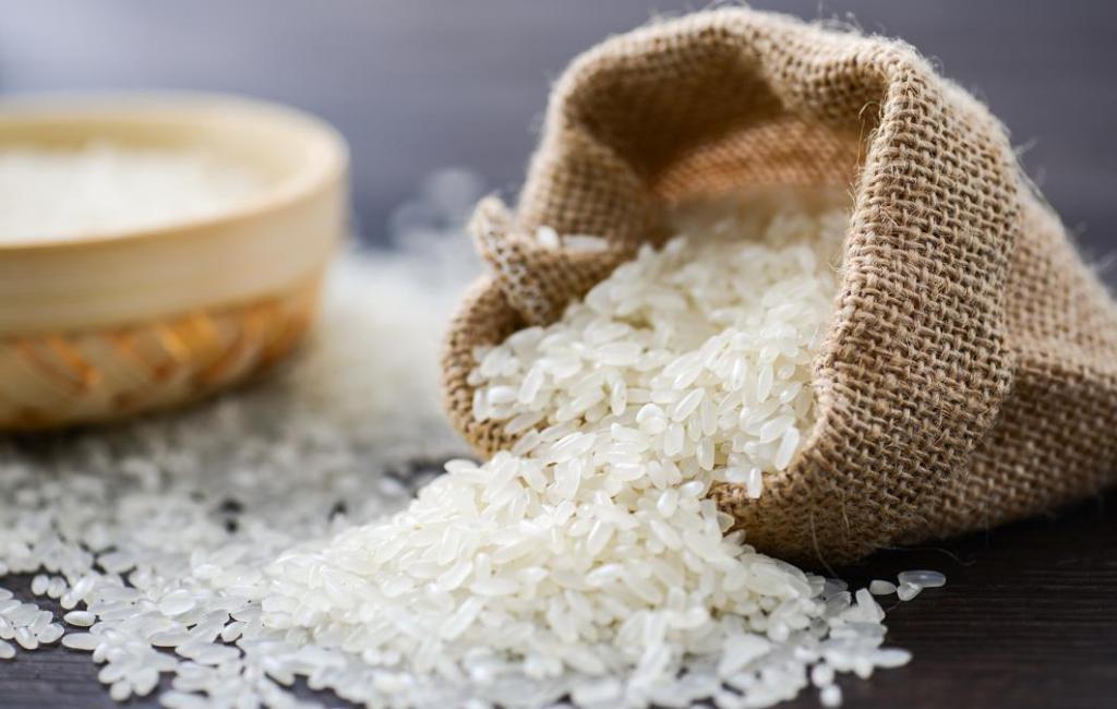 一个东北富豪家族诞生：卖大米卖出一个上市公司