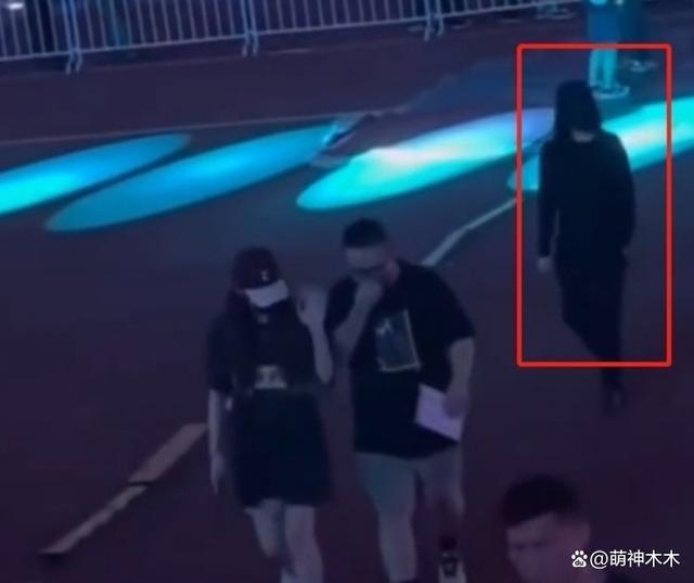 王一博赵丽颖绯闻升级！男方被曝戴假发约会，否认后又被扒