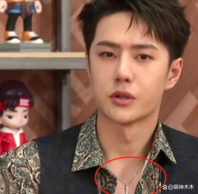 王一博赵丽颖绯闻升级！男方被曝戴假发约会，否认后又被扒