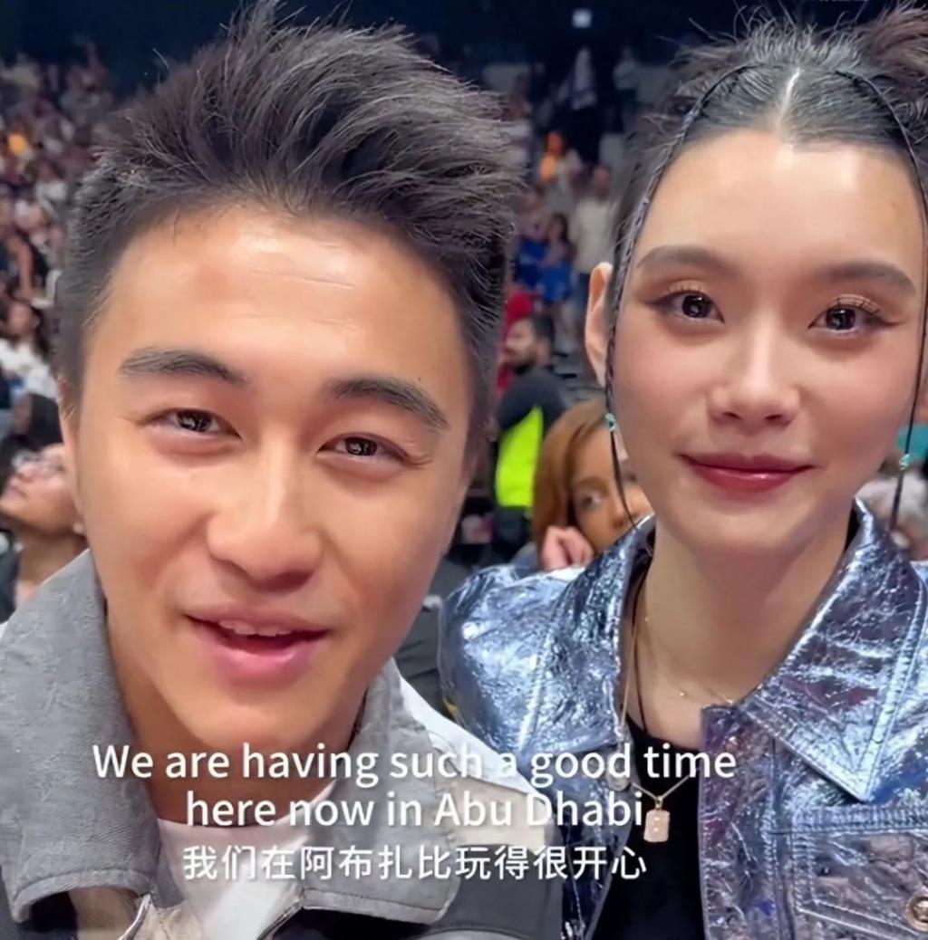 看了奚梦瑶和何猷君的近照，才知道奚梦瑶改善了赌王四房的基因